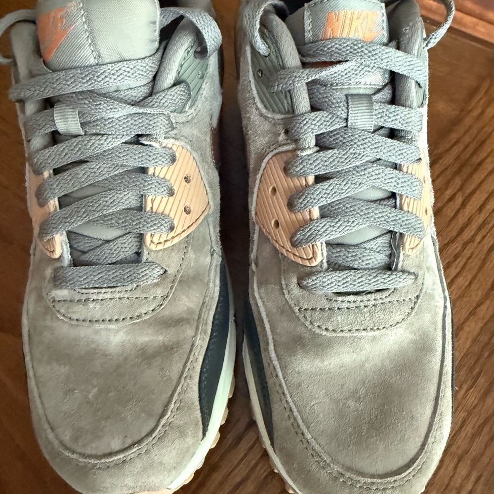 Nike Gray and Peach Athletic Shoes